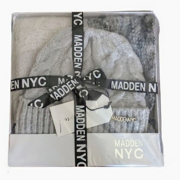 NEW Madden NYC Toque and Scarf in Gift Box - Picture 1 of 5